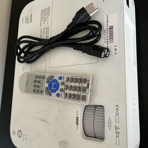 NEC M283X Video Projector with remote control